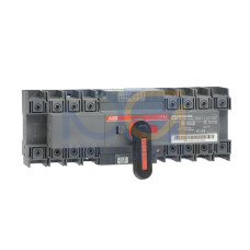 Including a handle for manual operation, bolt kit with nut and washers for all terminals and male connectors for control circuits. Types OTM630...2500E_ include a storage clip for the handle and spare
