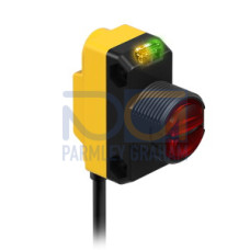 WORLD-BEAM QS18 Series: Convergent, Focal Point: 43, Input: 10-30 V dc, Output: Complementary Solid-State PNP, 2 m (6.5 ft) Cable