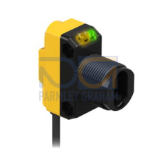 WORLD-BEAM QS18 Series: Glass Fiber, Range: Depends on Fiber, Input: 10-30 V dc, Output: Complementary Solid-State PNP, 150 (6 in) M12 Pigtail QD