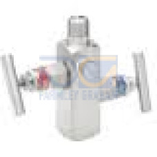 DOUBLE SHUT-OFF COCK DN 5 (SLEEVE - JOURNAL), MAT. NO. 1.4404, MAX. OPERATING PRESSURE 420 BAR PRESSURE EQUIPMENT DIREKTIVE F. GAS 1/LIQUIDS 1 ART. 3.3 SEP