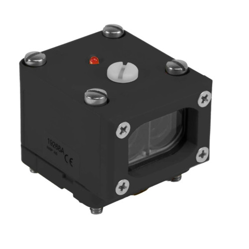 MAXI-BEAM: Diffuse, Range: 0.76 m, Input: Depends on Power Block, Output: Depends on Power Block, Wiring Chamber