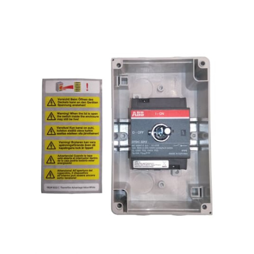 Enclosed solar switch DC21 660V/32A Plastic enclosure IP65 Black Selector handle. Interlocked cover.  Defeatable interlocking.