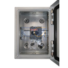 Enclosed Switch Disconnector, 4-p. 400V AC22 25A, Steel sheet enclosure, RedYellow Selector handle. Interlocked cover. Defeatable interlocking.