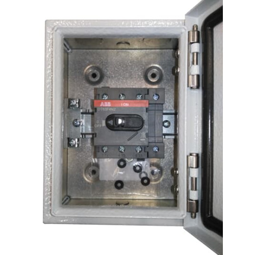Enclosed Switch Disconnector, 4-p. 400V AC22 63A, Steel sheet enclosure, Black Selector handle. Interlocked cover. Defeatable interlocking.