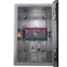 Enclosed Switch Disconnector, 6-p. 400V AC22 63A, Steel sheet enclosure, Black Pistol handle. Interlocked cover. Defeatable interlocking.