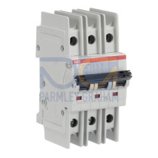 SU203M-C8 Miniature Circuit Breaker - 3P - C - 8 A