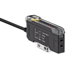 Light source: LED; Supply voltage: 12 ... 24 V, DC; Digital switching outputs: 2 Piece(s); Switching output 1: Transistor, NPN; Switching output 2: Transistor, PNP; Switching frequency PO1 - PO2: 250