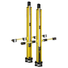 The Safety sensor set from . Type: 4, IEC/EN 61496; SIL: 3, IEC 61508; Performance Level (PL): e, EN ISO 13849-1; Operating range: 0,5 ... 6 m; Number of beams: 3 Piece(s); Beam spacing: 400 mm; Mut