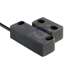 The Safety transponder from . Application: Individual use; Code type: Standard code; SIL: Up to 3, IEC 61508; Performance Level (PL): Up to and including e, EN ISO 13849-1; Category: Up to and inclu