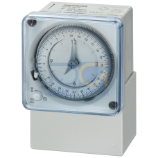 Synchronous time switch Day 1 change-over contact 230V/50Hz Surface-mounting