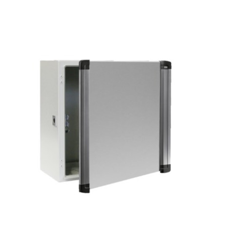 380 mm X 380 mm X 210 mm - Operating housing with handle strips (WxHxD)