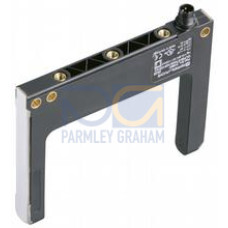 Photoelectric slot sensor - Slot width: 80 mm, Light source: LED , 640 nm pulsing, Light type: modulated visible red light, Signal output: 1 PNP, short-circuit protected, reverse polarity protected..