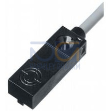 Rated operating distance: 2 mm, Installation: flush, Switching function: Normally closed (NC), Output type: PNP, Operating voltage: 4.75 ... 30 V DC, Operating current: 0 ... 100 mA