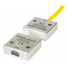 Switching function: Normally open (NO), Output type: PNP/NPN, Rated operating distance: 2.5 mm at 0 mm offset, 1.3 mm at 3.5 mm offset, 0 mm at 4.0 mm offset, Installation: non-flush, Output polarity