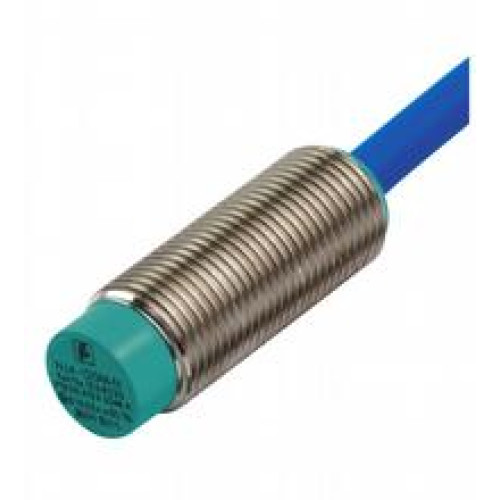 Rated operating distance: 4 mm, Installation: non-flush, Switching function: Normally closed (NC), Output type: NAMUR, Nominal voltage: 8.2 V (Ri approx. 1 k?)