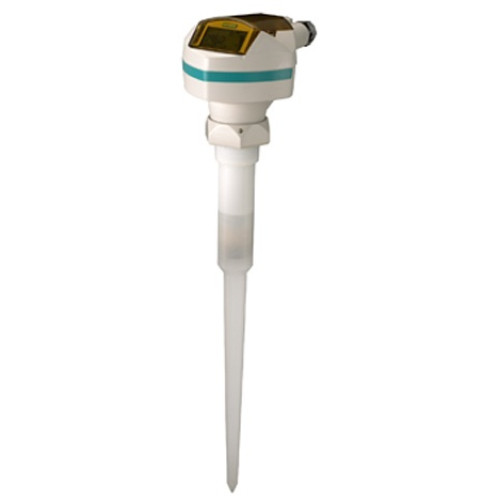 SITRANS Probe LR 2-wire, radar level transmitter for continuous monitoring of liquids and slurries in storage vessels to a range of 20 m (66 ft). Max. 80 C (176 F) 1.5" BSPT, 100mm Shield, 4 to 20mA H